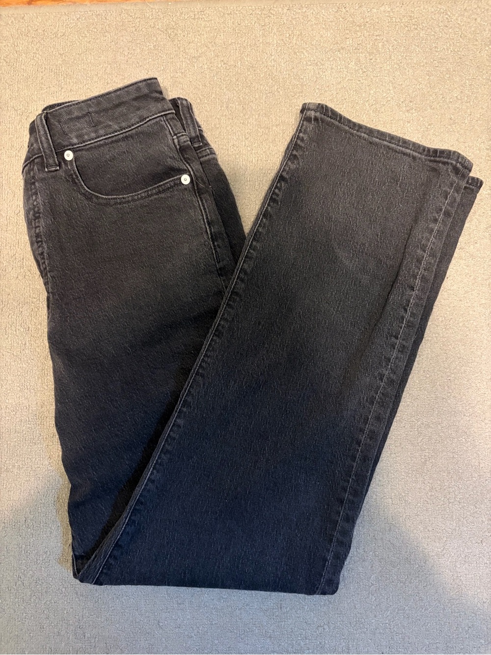 Madewell Women’s Black Curvy 90’s Straight Jeans - Picture 5 of 6